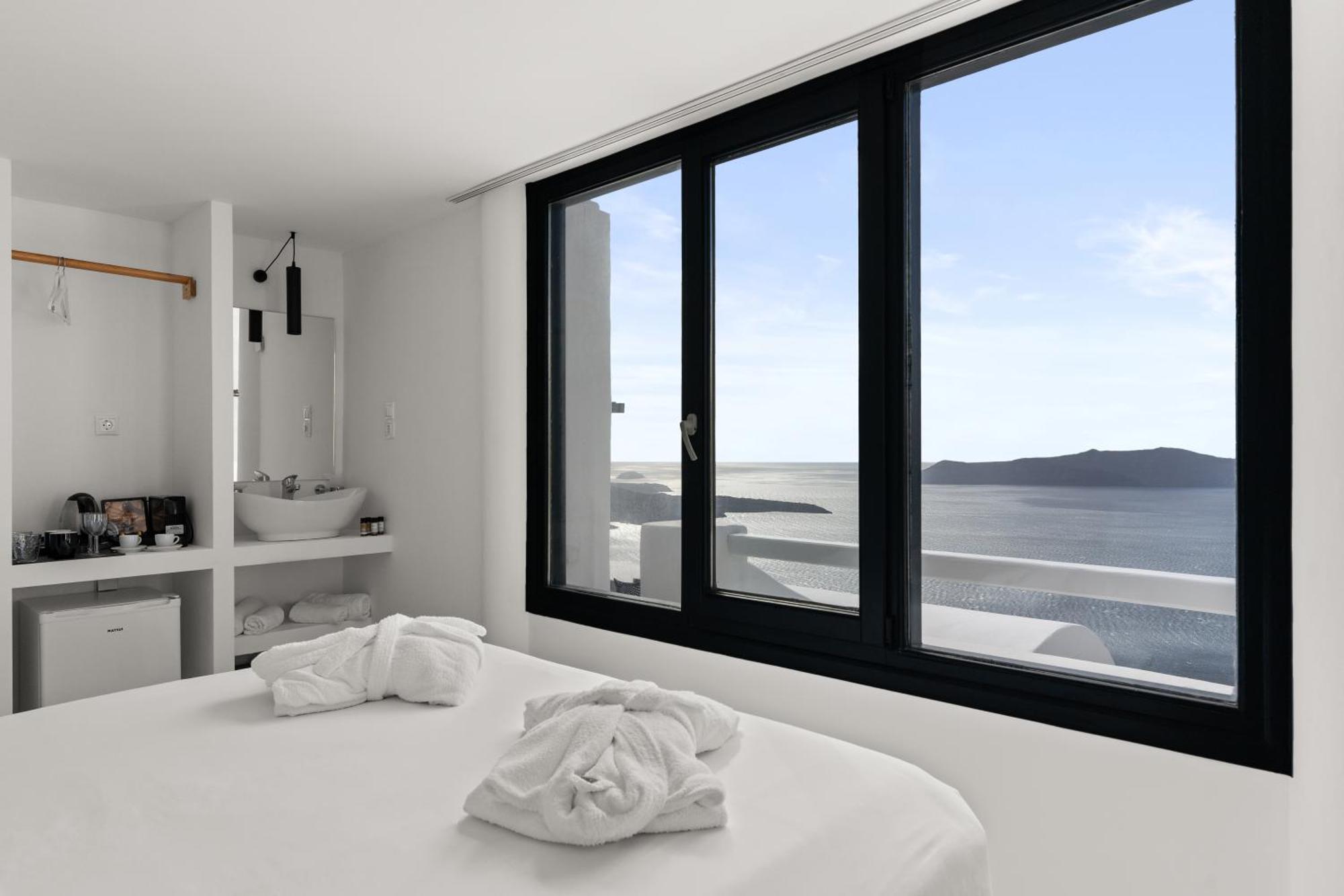 Mill Houses New Elegant Suites Fira (Santorini) Exterior photo